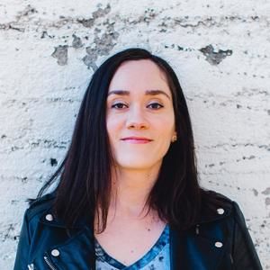 Meet your Posher, Dayana